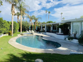 Spectacular luxury 3000 square ft house on 1/3 of acre